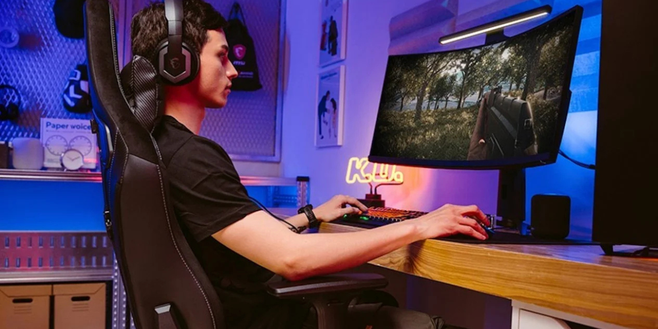 Bukan Cuma FPS Tinggi, Ini Cara Maksimalkan Monitor Ultrawide Lengkung untuk Gaming Imersif